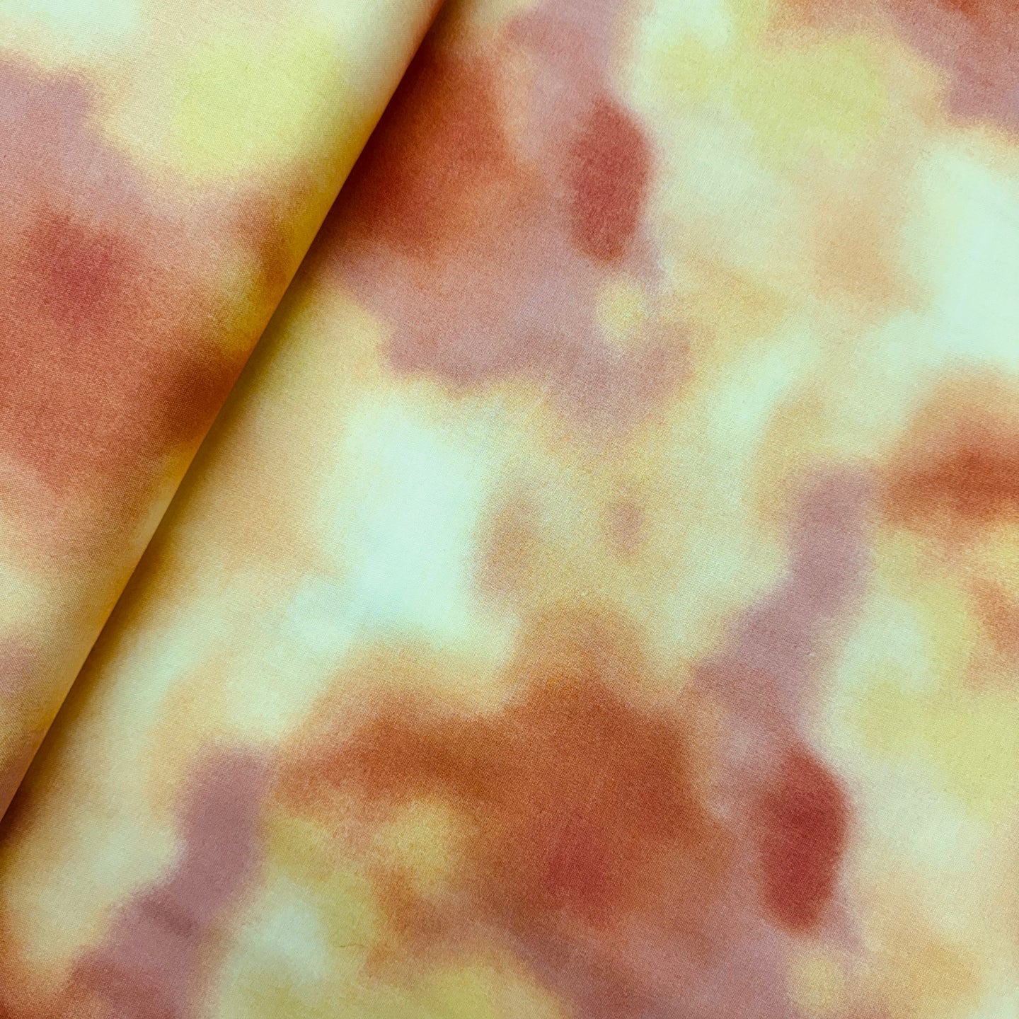 Sophia 1649-26078-0by Quilting Treasures, sold by the half yard