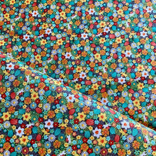 Load image into Gallery viewer, Spring by Makower UK, Multifloral print,  sold by half-yard
